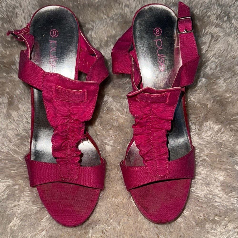 Pulse Pink Heels with Open-Toe Design and Strappy Style